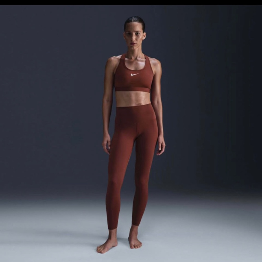 Nike Rust Red Brown Seamless Sports Bra & Leggings Set